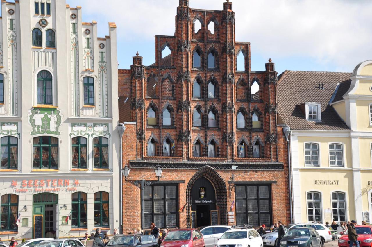Emilias Hues, Reethaus In Der Bucht Von Wismar Zierow Exteriör bild
